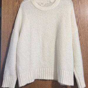AE Oversized Cream Crewneck Sweater - Women's Cozy Knit